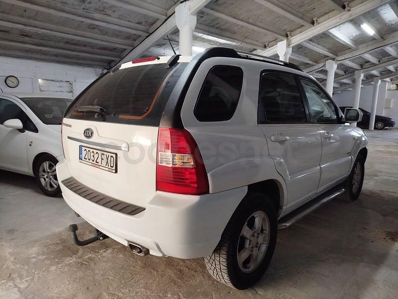 Usado Kia Sportage Active 140 CV (102 kW) 2008 Blanco SUV