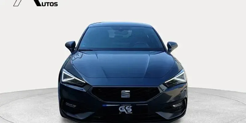 Usado Seat Leon FR 116 CV (85 kW) 2025 Gris