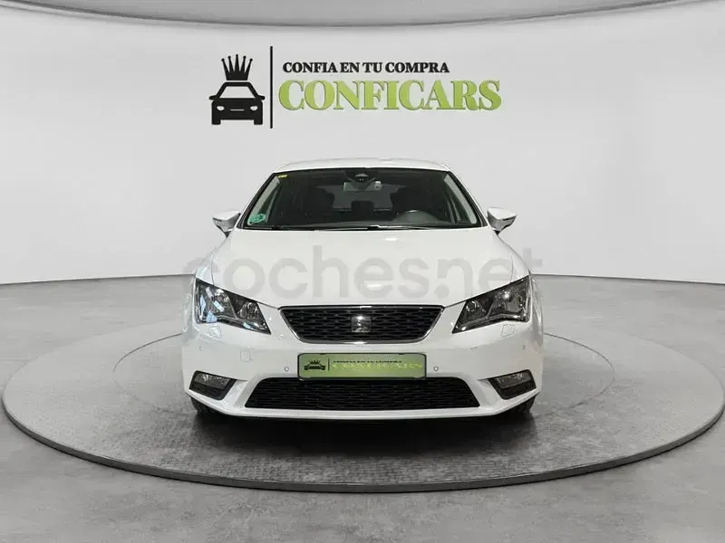 Usado Seat Leon I-Tech 110 CV (80 kW) 2014 Blanco Berlina