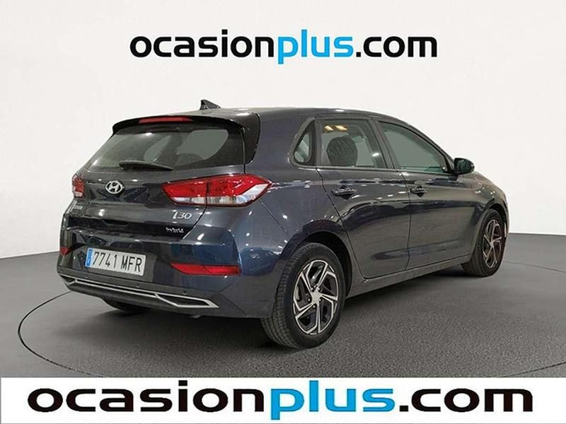 Gris Usado 2023 Hyundai i30 Utilitario | 17.446 € (Precio justo) - Imagen 1/2