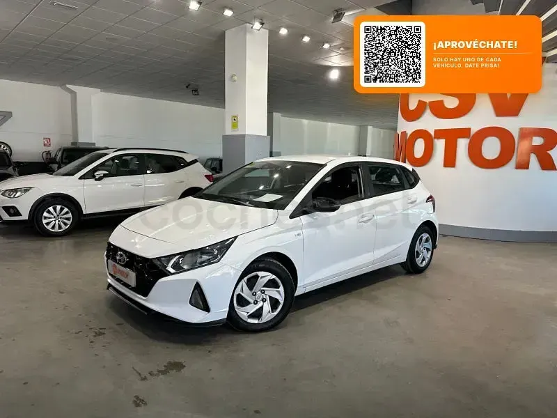 Usado Hyundai i20 100 CV (73 kW) 2021 Blanco Utilitario