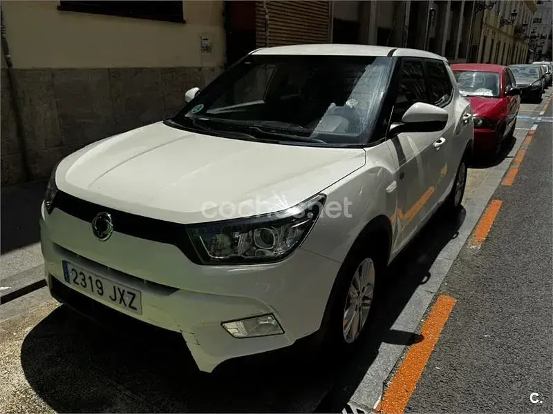 Usado SsangYong Tivoli Limited 115 CV (84 kW) 2017 Blanco SUV