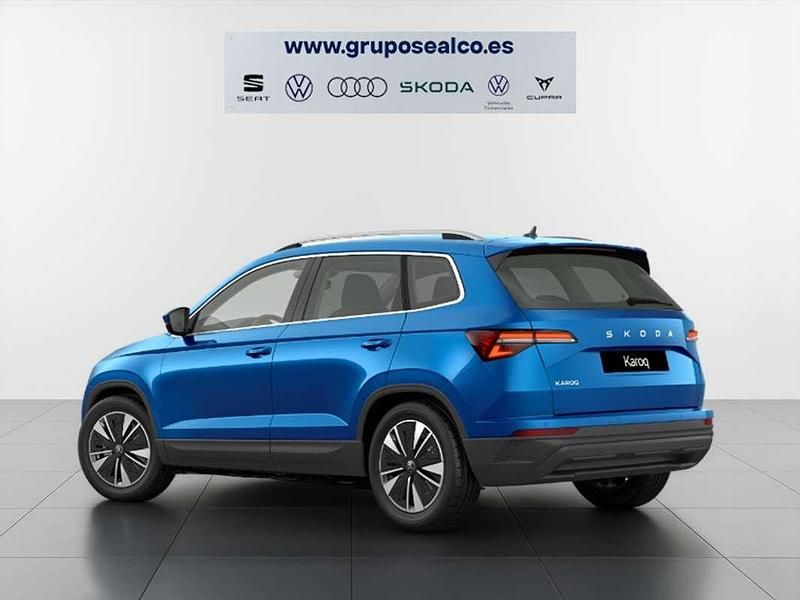 Usado Skoda Karoq Selection 150 CV (110 kW) 2025 Azul SUV
