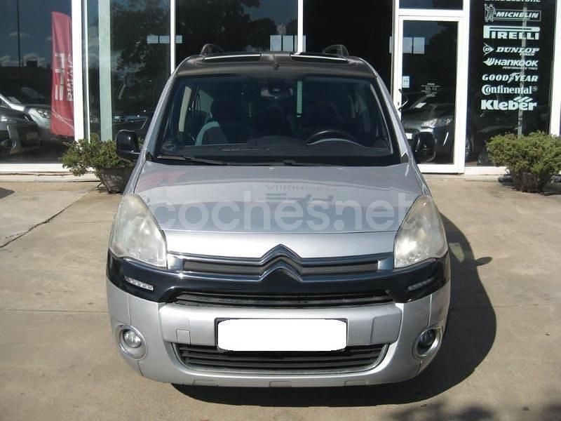 Usado Citroën Berlingo XTR 92 CV (67 kW) 2013 Gris / plata Monovolumen