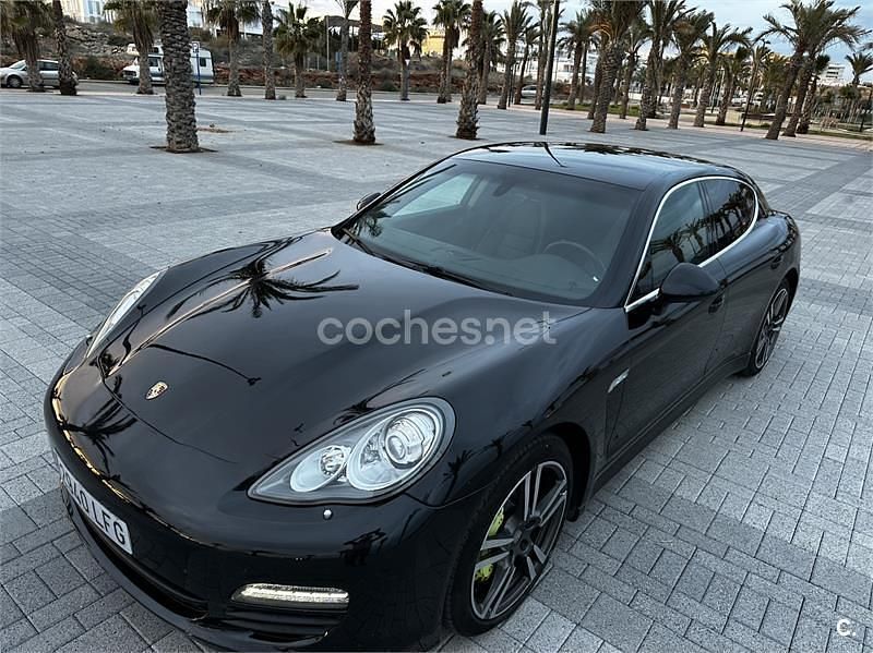 Usado Porsche Panamera S Hybrid 380 CV (279 kW) 2012 Negro Utilitario