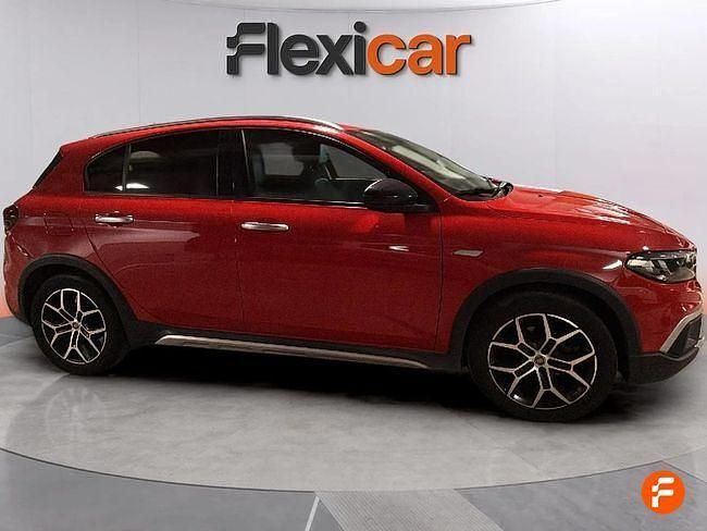Usado Fiat Tipo 101 CV (74 kW) 2021 Rojo Berlina