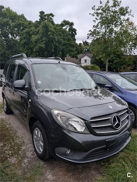 Negro Usado 2016 Mercedes Citan 111 Familiar | 13.490 € (Precio justo) - Imagen 1/4