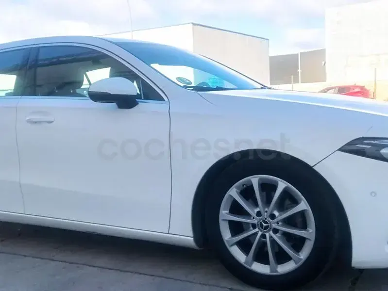 Usado Mercedes A180 116 CV (85 kW) 2020 Blanco Berlina