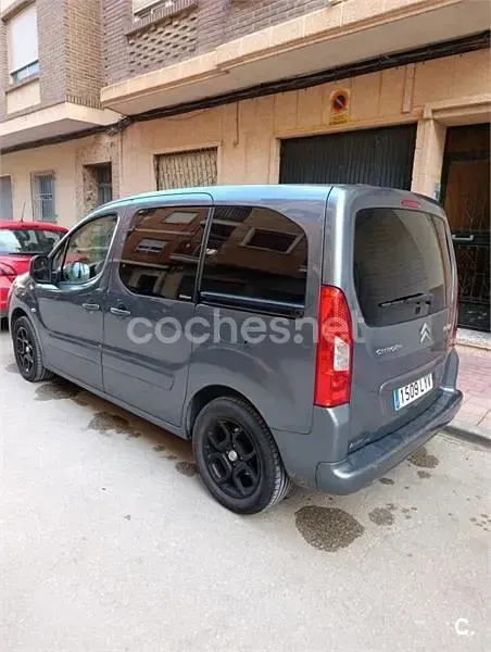 Usado Citroën Berlingo 75 CV (55 kW) 2012 Azul Monovolumen