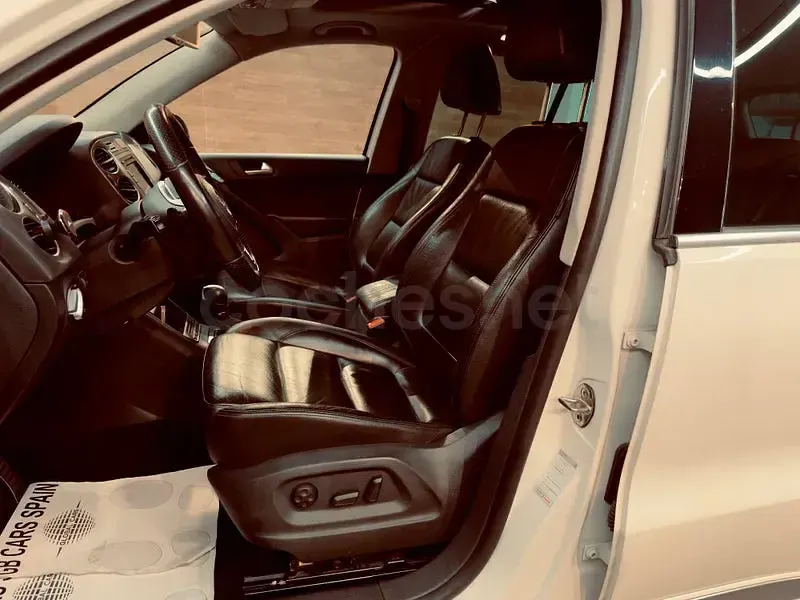 Usado VW Tiguan R-line 140 CV (102 kW) 2011 Blanco SUV