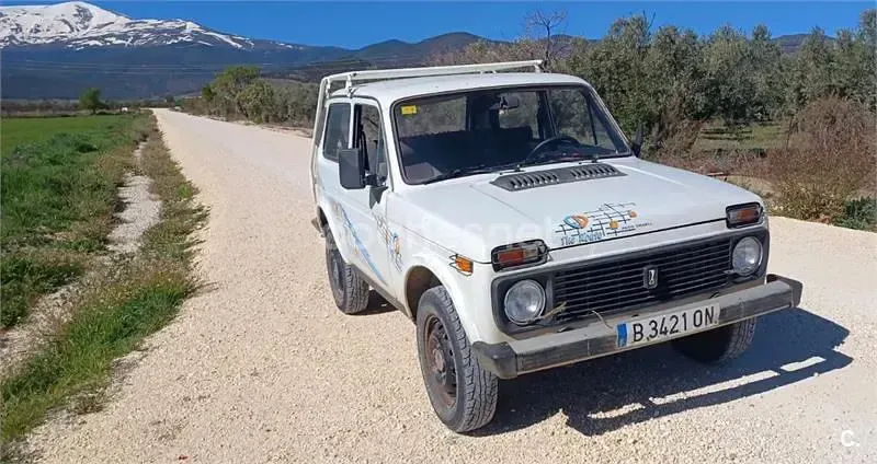 Usado Lada niva 78 CV (57 kW) 1994 Blanco SUV