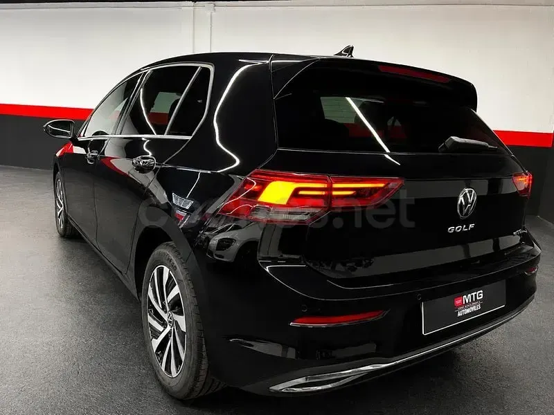Usado VW Golf VIII 204 CV (150 kW) 2023 Negro Berlina