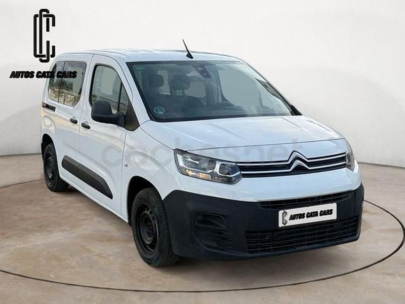 Usado Citroën Berlingo Feel 102 CV (75 kW) 2019 Blanco Monovolumen