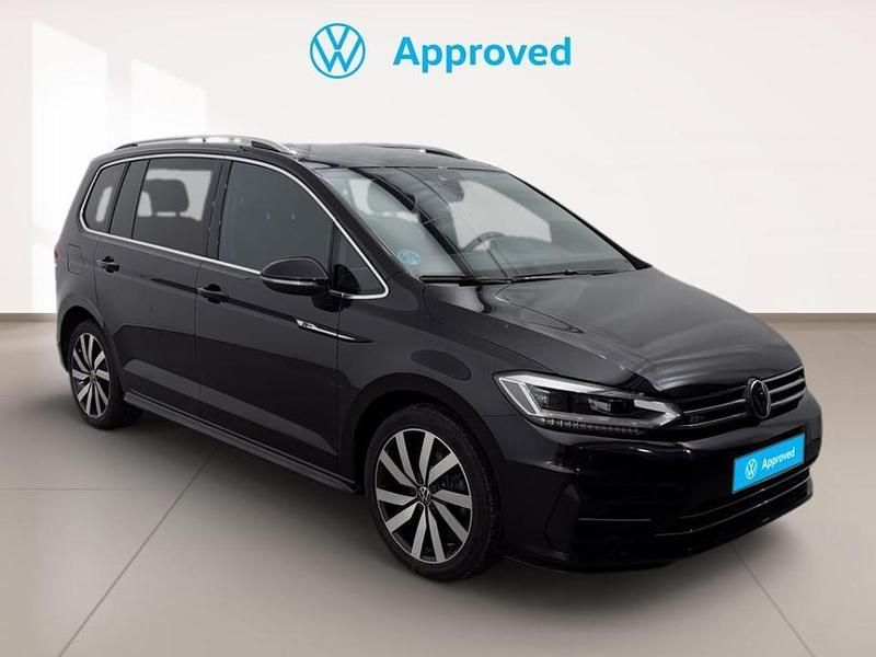 Usado VW Touran Sportline 150 CV (110 kW) 2022 Negro Monovolumen