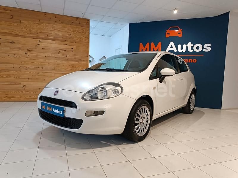 Blanco Usado 2013 Fiat Punto Pop Berlina | 4690 € (Buen precio) - Imagen 1/4