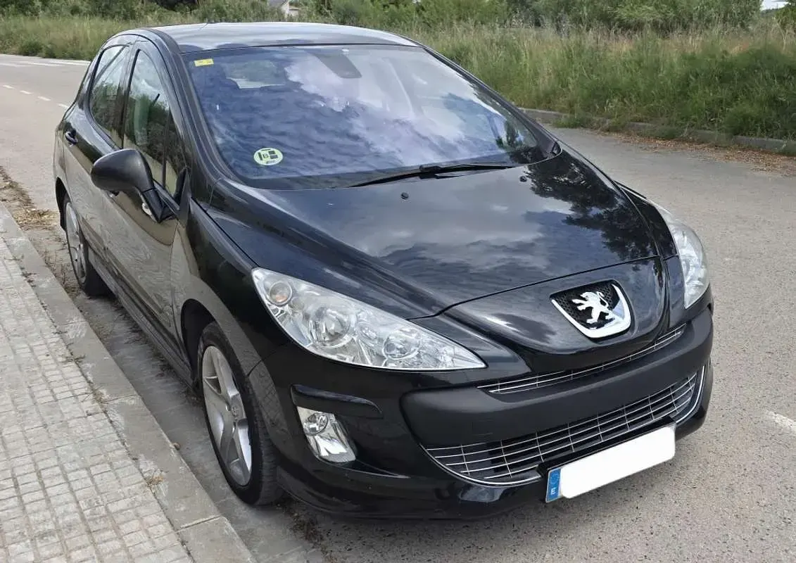 Usado Peugeot 308 Business-Line 109 CV (80 kW) 2010 Negro Utilitario