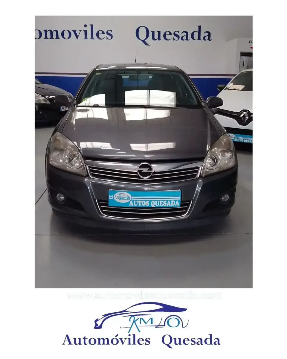 Usado Opel Astra Energy 90 CV (66 kW) 2009 Gris Utilitario