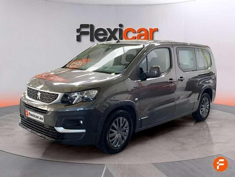 Usado Peugeot Rifter Style 110 CV (80 kW) 2021 Gris Monovolumen