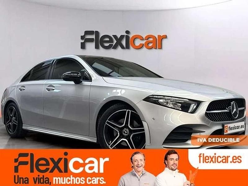 Usado Mercedes A200 163 CV (119 kW) 2020 Gris Berlina