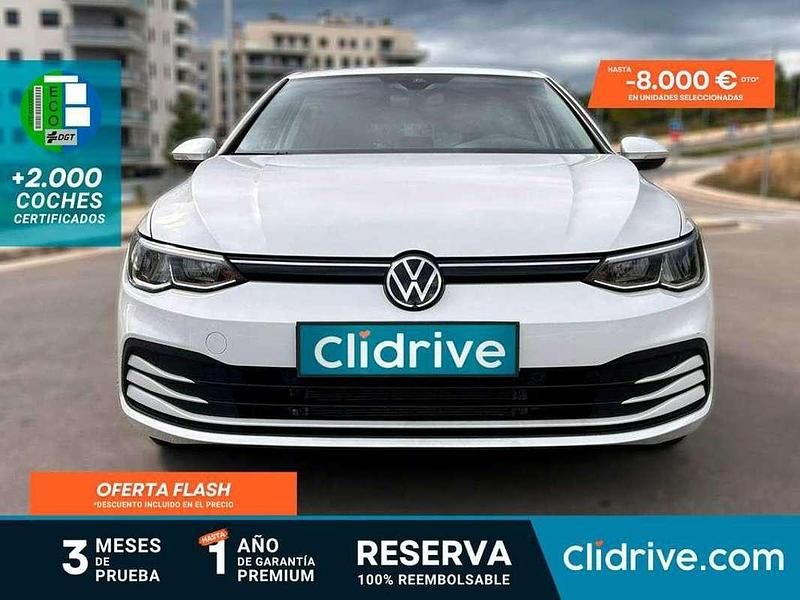 Blanco Usado 2024 VW Golf Life Berlina | 24.290 € (Buen precio) - Imagen 1/3
