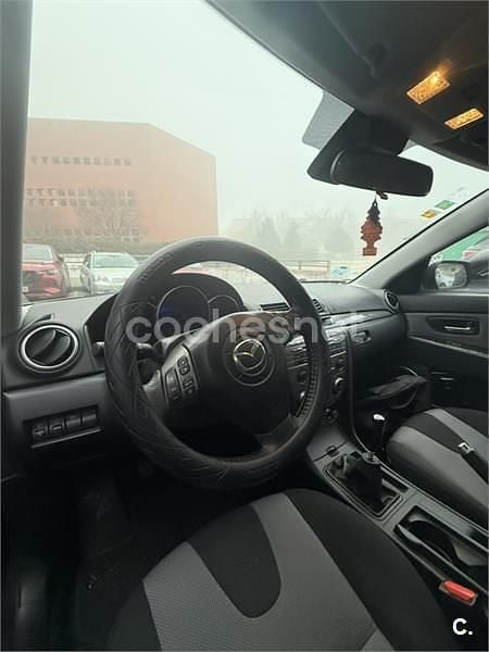 Usado Mazda 3 Sportive 150 CV (110 kW) 2008 Gris / plata Berlina