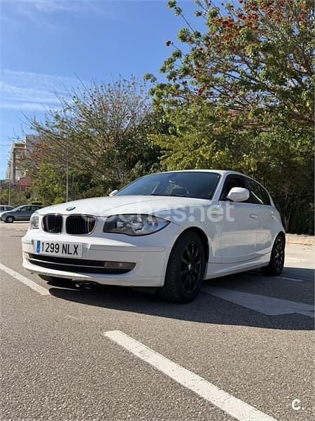 Używany BMW 118 143 KM (105 kW) 2009 Biały Hatchback