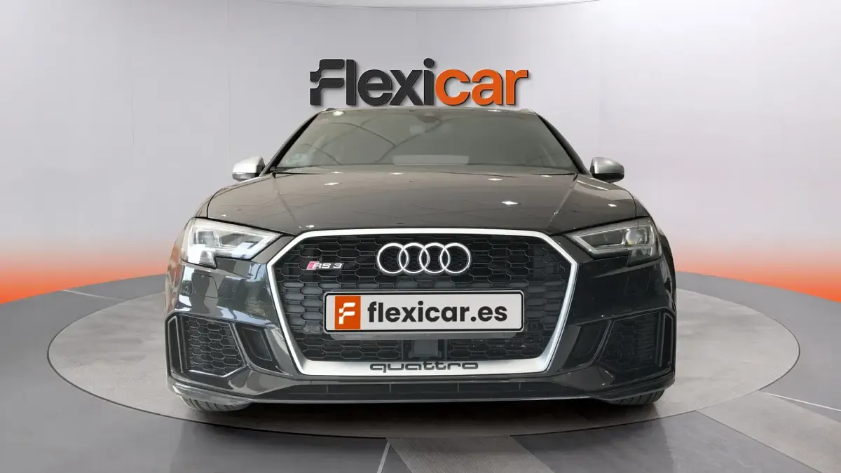 Usado Audi RS3 Premium 400 CV (294 kW) 2018 Negro Berlina