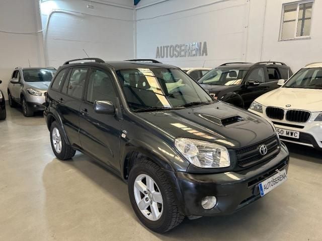 Gris Usado 2005 Toyota RAV4 Executive SUV | 8400 € (Precio justo) - Imagen 1/4