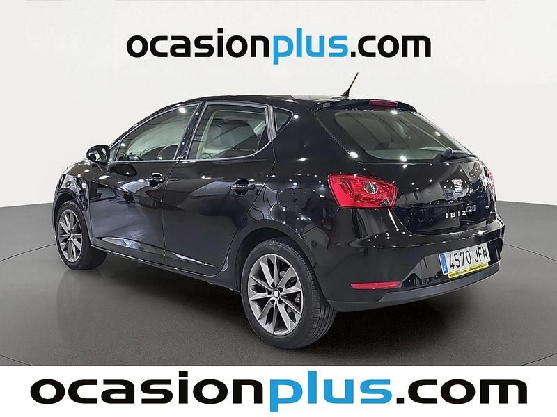 Usado Seat Ibiza I-Tech 86 CV (63 kW) 2015 Negro Utilitario