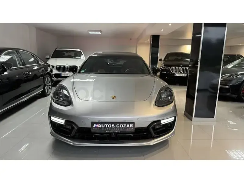 Usado Porsche Panamera Sport Turismo 700 CV (514 kW) 2022 Gris / plata Utilitario