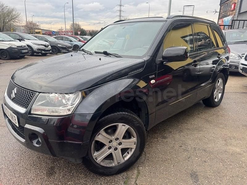 Usado Suzuki Grand Vitara 129 CV (94 kW) 2007 Negro SUV