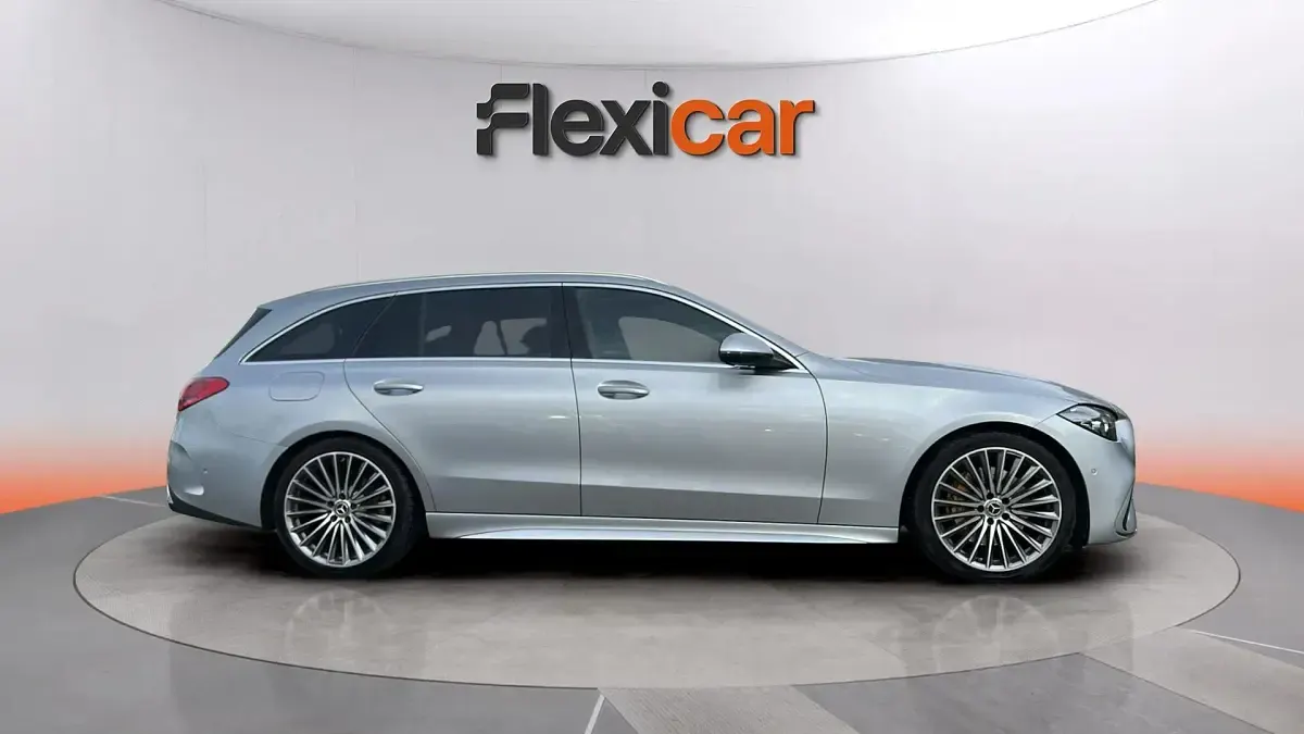 Usado Mercedes C180 170 CV (125 kW) 2023 Gris Familiar