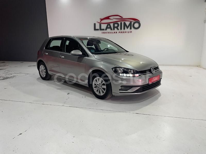 Usado VW Golf VII Advance 115 CV (84 kW) 2019 Beige Berlina