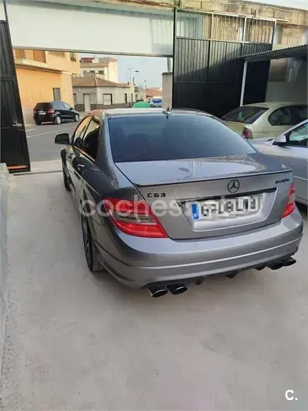 Usado Mercedes C63 AMG AMG 457 CV (336 kW) 2009 Gris / plata Familiar