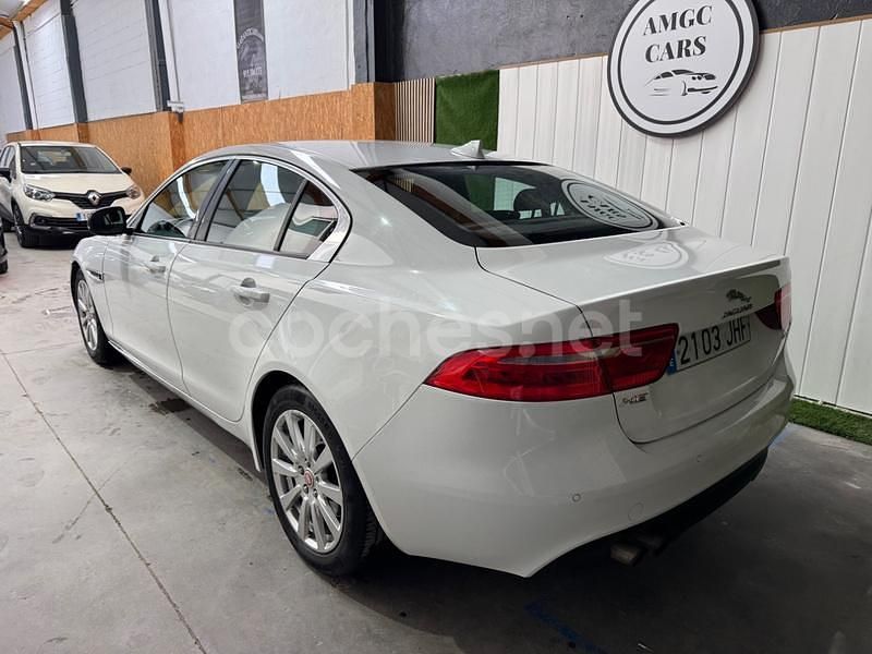Usado Jaguar XE Pure 180 CV (132 kW) 2015 Blanco Berlina