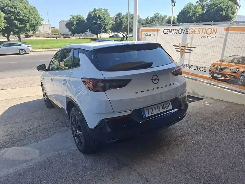 Usado Opel Grandland X 130 CV (95 kW) 2023 Blanco SUV