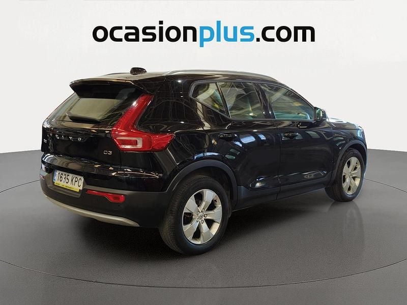 Usado Volvo XC40 Momentum 150 CV (110 kW) 2018 Negro SUV