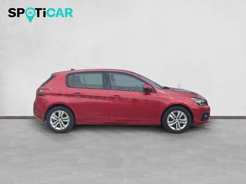 Usado Peugeot 308 Active 110 CV (80 kW) 2021 Granate Berlina