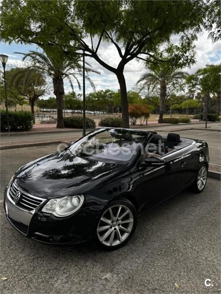 Usado VW Eos 140 CV (102 kW) 2009 Negro Descapotable