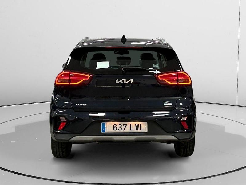 Usado Kia Niro 141 CV (103 kW) 2022 Azul SUV
