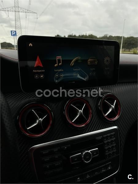 Rojo Usado 2015 Mercedes A45 AMG AMG Berlina | 29.900 € (Caro) - Imagen 1/1
