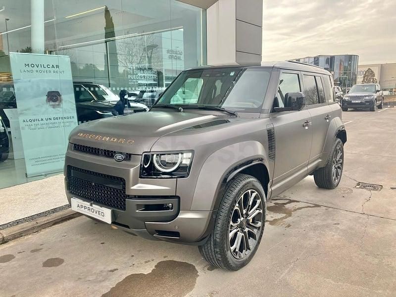 Usado Land Rover Defender 635 CV (467 kW) 2025 Gris / plata SUV