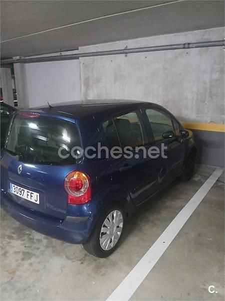 Usado Renault Grand Modus Dynamique 85 CV (62 kW) 2008 Azul Monovolumen