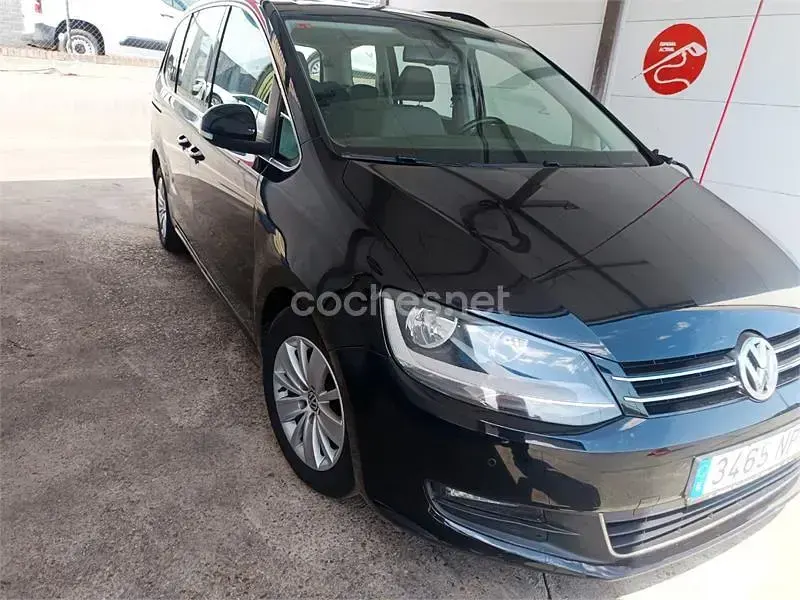 Usado VW Sharan Edition 140 CV (102 kW) 2011 Negro Monovolumen