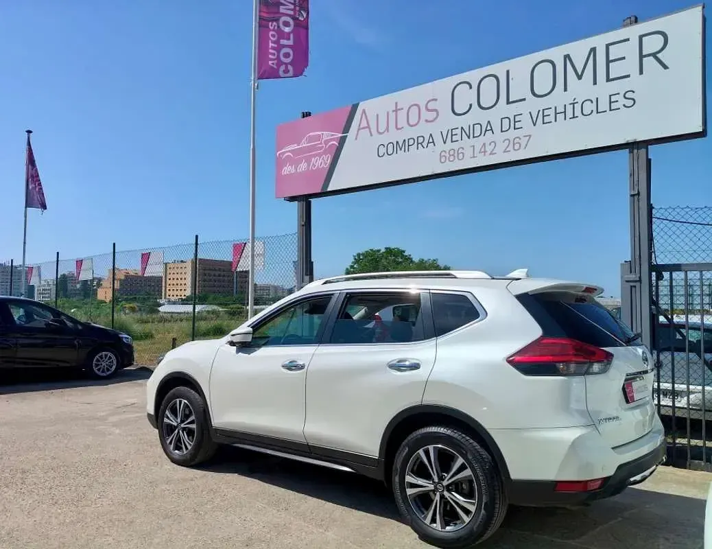 Usado Nissan X-Trail N-Connecta 150 CV (110 kW) 2019 Blanco SUV