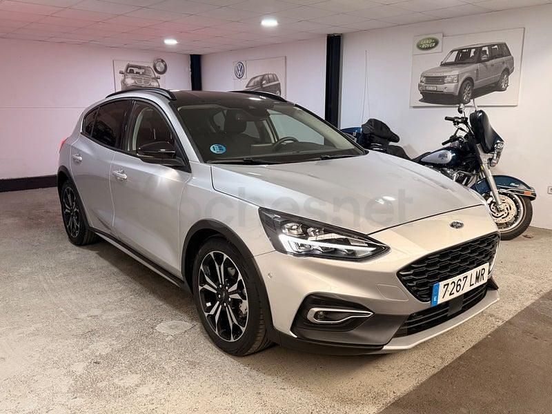 Gris / plata Usado 2021 Ford Focus Active Berlina | 16.250 € (Precio justo) - Imagen 1/4
