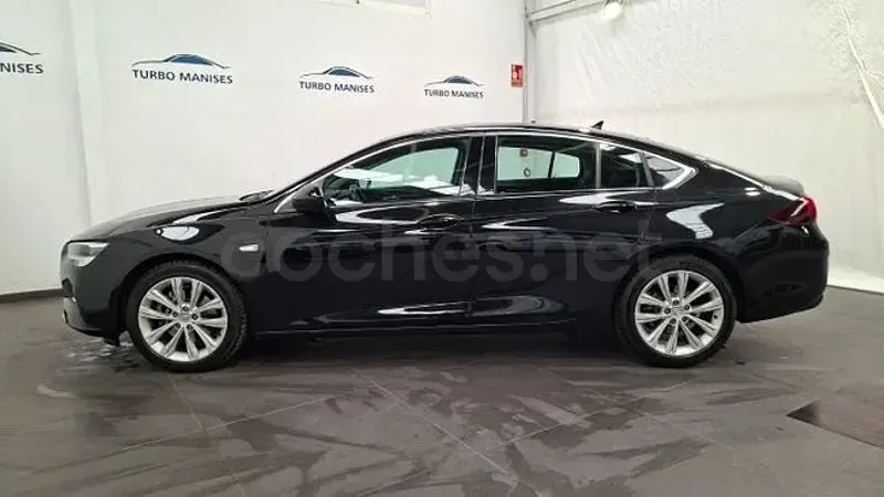Usado Opel Insignia Business Elegance 170 CV (125 kW) 2021 Negro Berlina