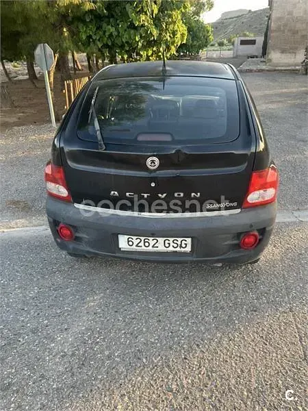 Usado SsangYong Actyon 138 CV (101 kW) 2009 Negro SUV