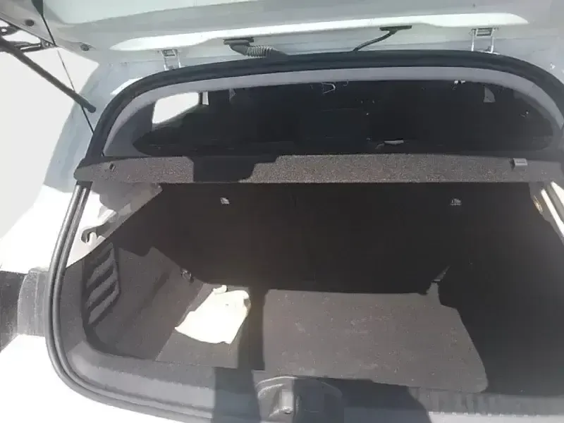 Usado Renault Clio Intens 101 CV (74 kW) 2022 Blanco Utilitario
