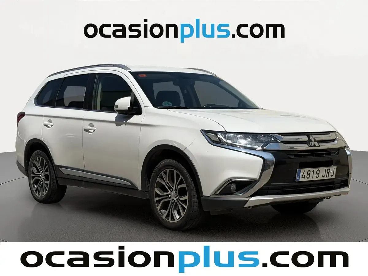 Usado Mitsubishi Outlander Motion 150 CV (110 kW) 2016 Blanco SUV